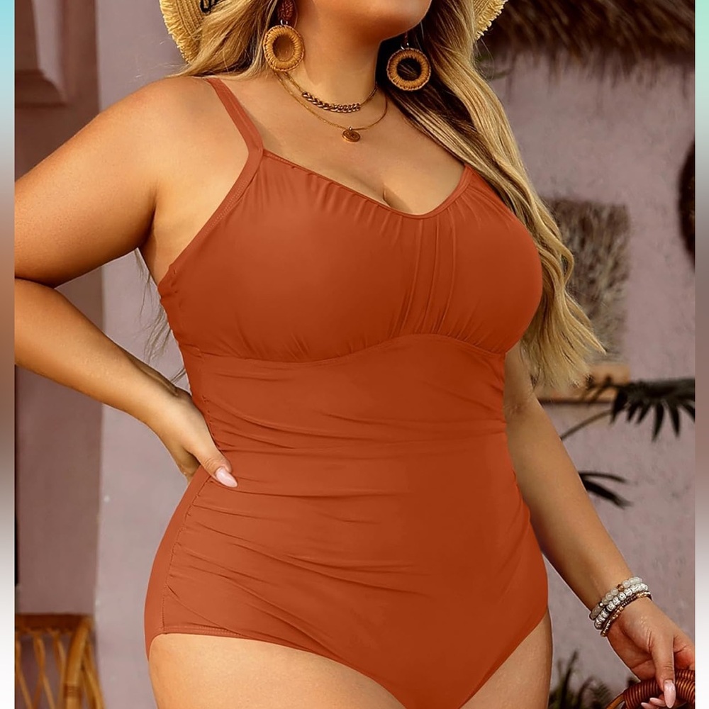 Aqua Eve Plus Size One Piece Swimsuit - Picture 4 of 10
